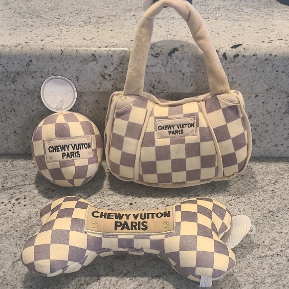 Chewy Vuiton Paris Pet Toy Set NWT - Picture 1 of 1